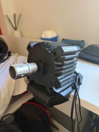 Base + Volante + Pedales Fanatec
