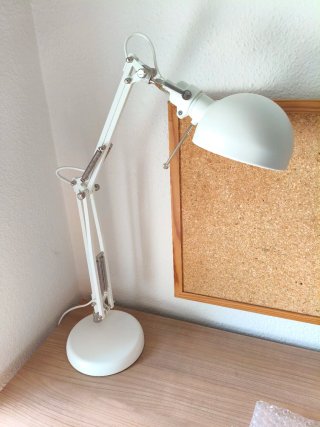 Lamparita Escritorio Blanca Ajustable