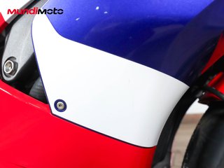 HONDA CBR 1000 RR R FIREBLADE