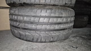255 30 20 92Y Pzero R01