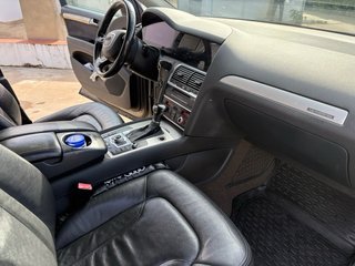 Audi Q7 2011