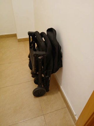 Silla de paseo ligera Asalvo Baby.