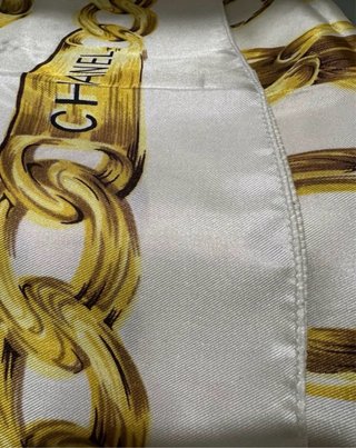 Pañuelo Chanel Cadena Oro Blanco