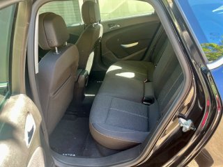 Opel Astra J