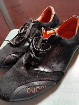 Zapatillas Gucci Negras Piel y Ante