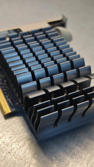 Tarjeta gráfica Asus GT 630 en perfecto estado.