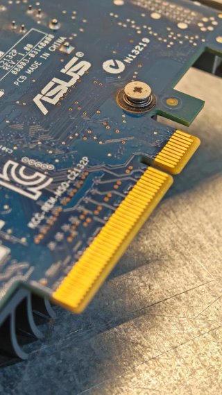 Tarjeta gráfica Asus GT 630 en perfecto estado.