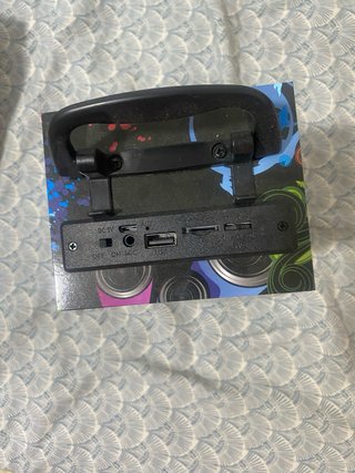 Mini Altavoz Bluetooth con Luz