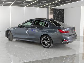 BMW Serie 3 2021 330e Híbrido Enchufable Luxury!