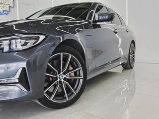 BMW Serie 3 2021 330e Híbrido Enchufable Luxury!