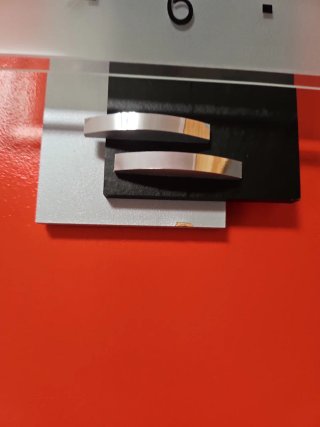 Reloj AMS moderno