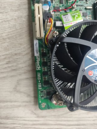 Placa Base Titan Nueva Sin Usar