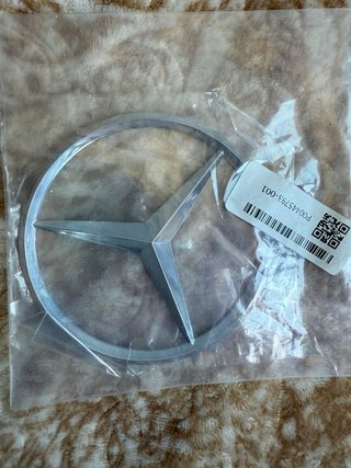 Emblema Estrella Mercedes Maletero