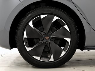 BORN 59KWH E-BOOST PACK 231CV AUTO 5P