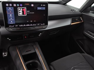 BORN 59KWH E-BOOST PACK 231CV AUTO 5P