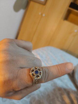 Anillo Oro 18k Zafiro y Diamantes 10gramos