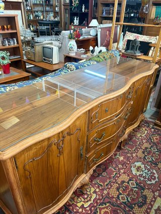 MUEBLE DE SALÓN DE MADERA