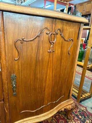 MUEBLE DE SALÓN DE MADERA