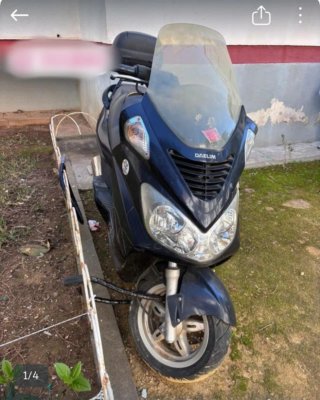 Daelim S2 125 Negra