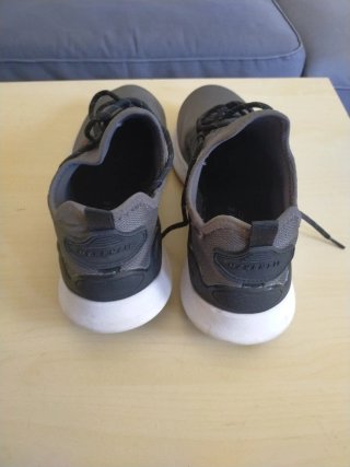 Zapatillas deportivas McKenzie grises y blancas