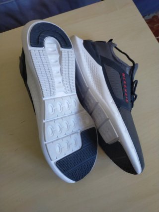Zapatillas deportivas McKenzie grises y blancas