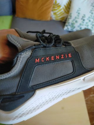 Zapatillas deportivas McKenzie grises y blancas