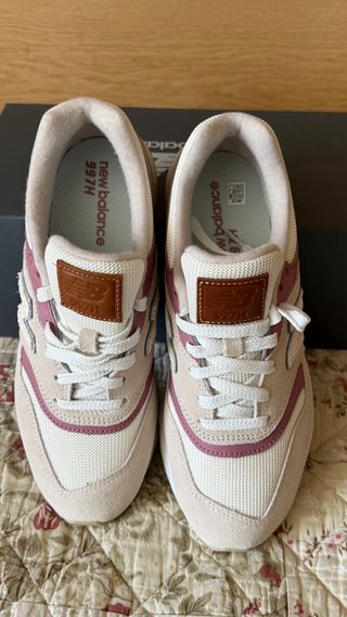 Originales Zapatillas New Balance 997H Beige/Rosa