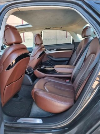 Audi A8 2011