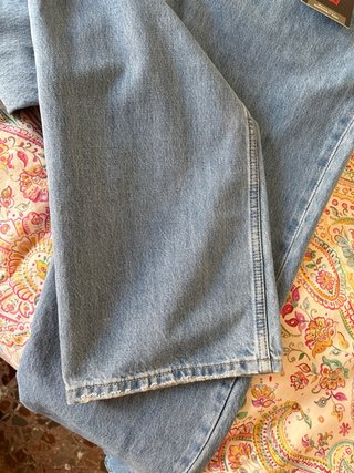 Pantalón vaquero Levi's Talla 31 sin estrenar.