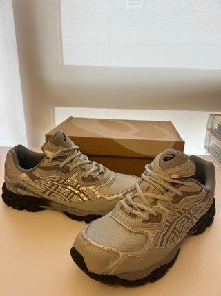 Asics NYC Gel Gris