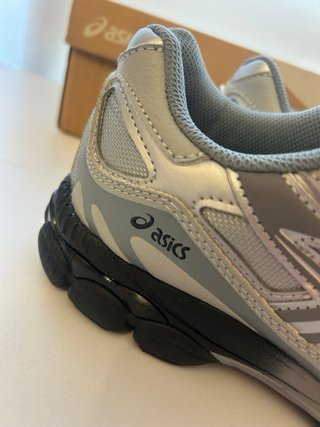 Asics NYC Gel Gris