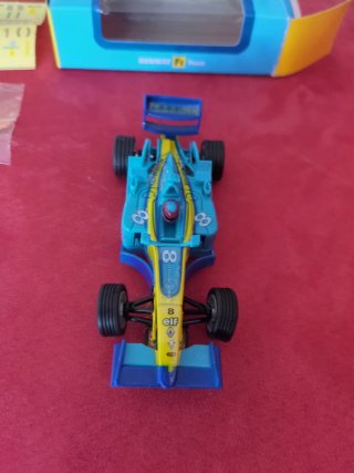 Coche Scalextric F1 Renault Team