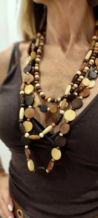 Collar, pendientes y pulsera a juego