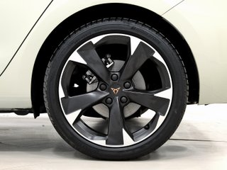 LEON 1.5 ETSI MHEV 150 DSG 5P (EDGE PACK)