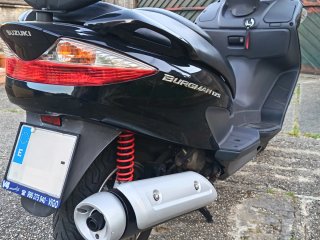 Suzuki Burgman 125 Negra