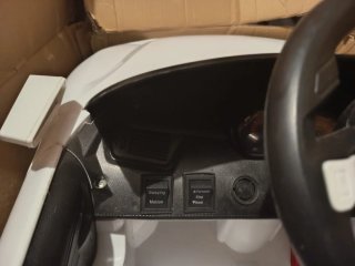 Coche Eléctrico Infantil Z4 con Mando