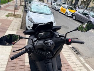 Yamaha XMAX 300 Tech Kamo Gris