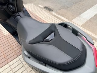 Yamaha XMAX 300 Tech Kamo Gris