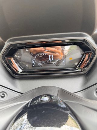Yamaha XMAX 300 Tech Kamo Gris