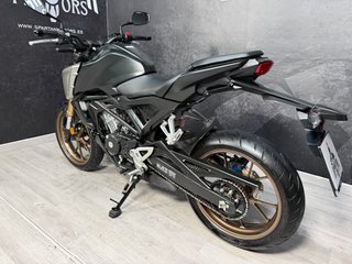 Honda CB 125 R ABS Negra y Dorada
