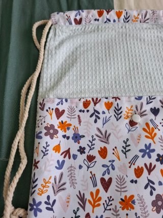 Mochila de cordel hecha a mano