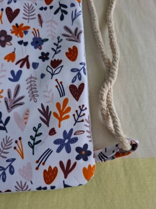 Mochila de cordel hecha a mano