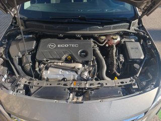 Opel Astra 2016