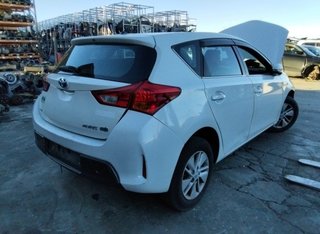 1865657 válvula 2560137010b toyota auris hybrid