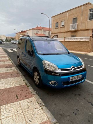 Citroen berlingo 115 cv 5 marchas 208000km 12/2013
