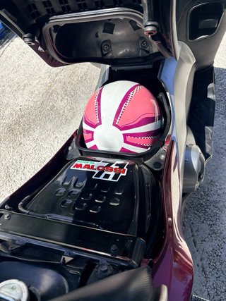Honda Integra 750cc Automática Roja/Plata