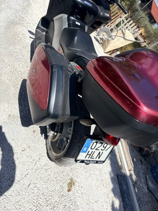 Honda Integra 750cc Automática Roja/Plata