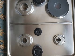 Cocina Teka 3 fuegos + 1 eléctrico