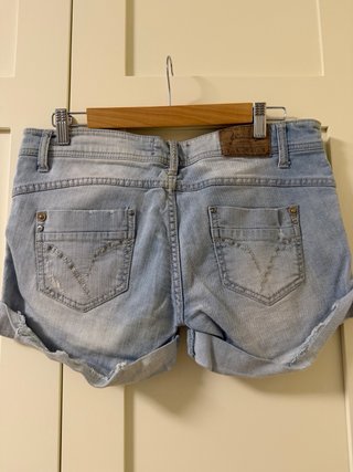 Shorts vaqueros Stradivarius