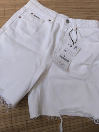 Shorts blancos Stradivarius T.38